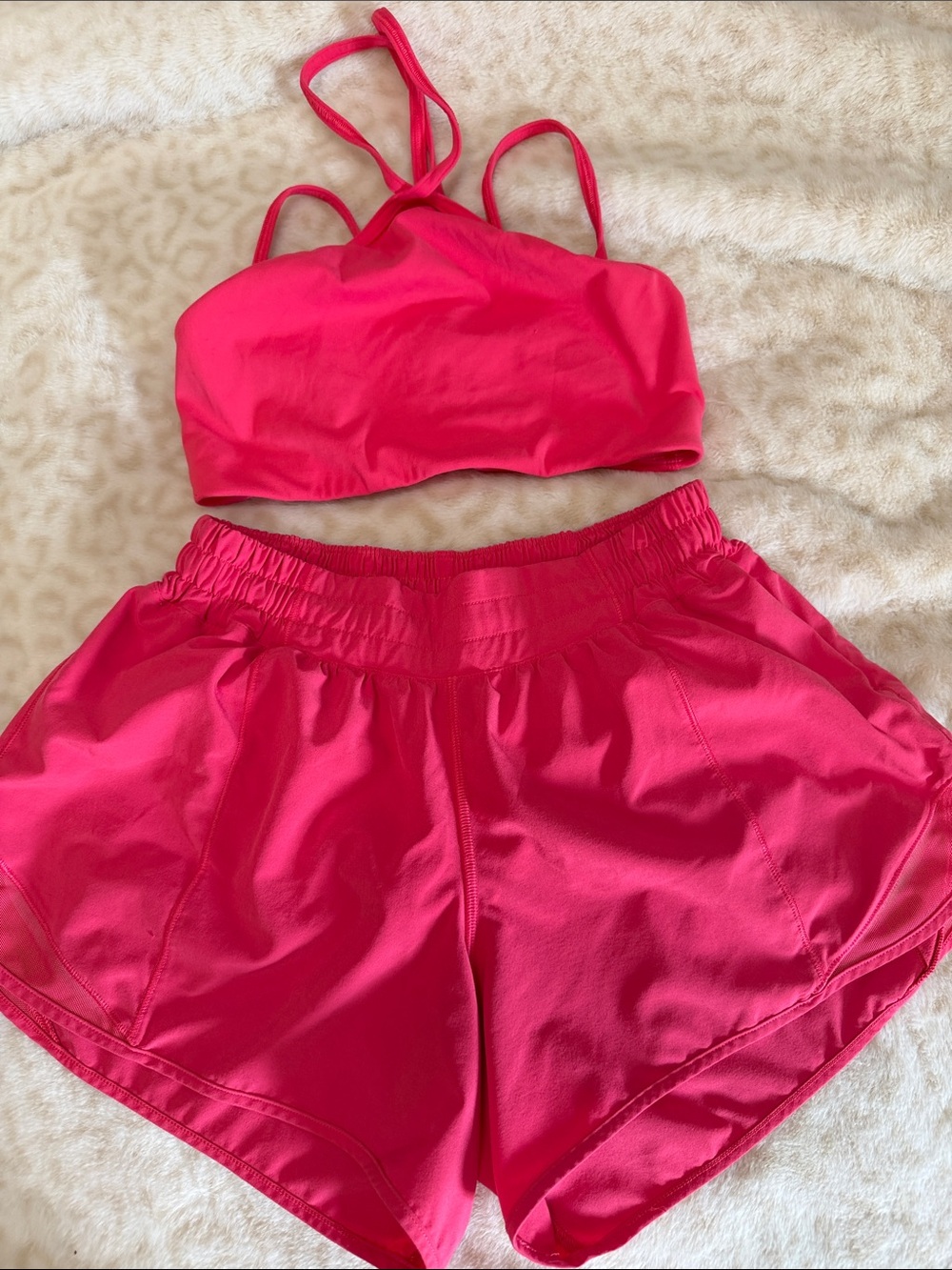 Lululemon athletica Hot Pink Women's Athletic Shorts set with matching sport bra